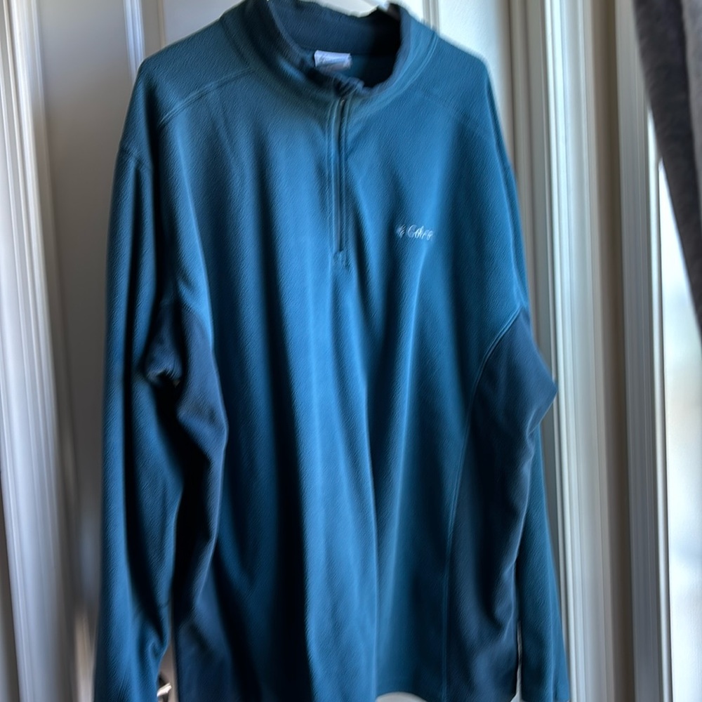 Men’s quarter zip fleece pullover